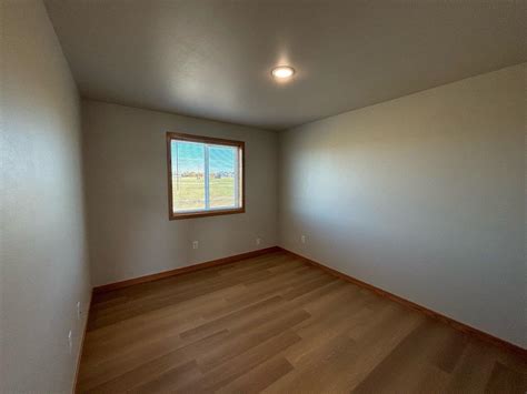Redbird Meadows Ph I 2 Bedroom in Hayti, SD - Bedroom 2 - Mills ...