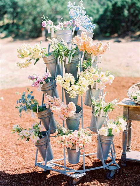 wedding flowers and arrangements