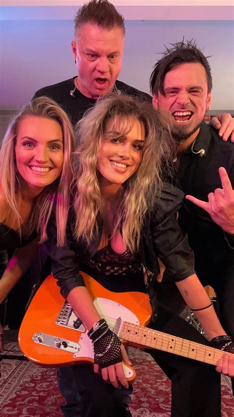 Nikki Kosmider Heuskes (@nikki.kosmider.heuskes) • Instagram photos and