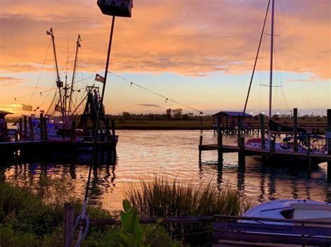 WRECK OF THE RICHARD & CHARLENE - Updated September 2025 - 266 Photos