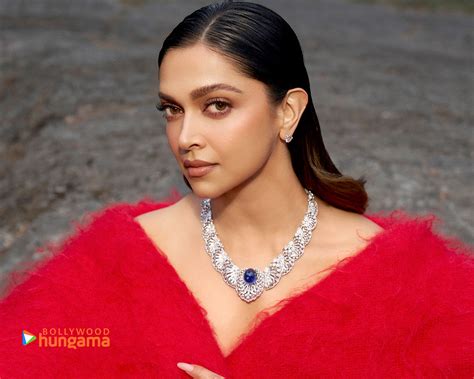 deepika padukone wallpapers deepika padukone  bollywood hungama