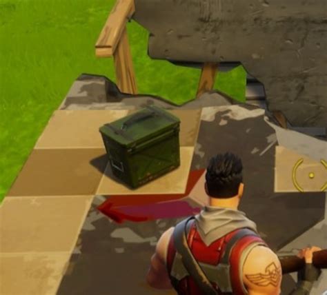 Fortnite Battle Royale - Why Loot Ammo Boxes and How Not to Run Out ...