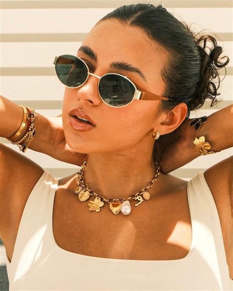 Emz Necklace – identityboutik