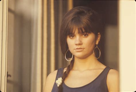 [100+] Linda Ronstadt Wallpapers | Wallpapers.com