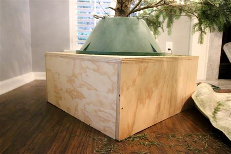 Christmas Tree Hack: How to make your Christmas tree look taller