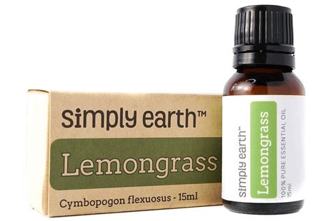 Lemongrass Essential Oil / Uses, Benefits, and Info