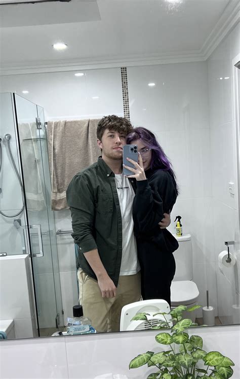 bbjess on Twitter: "“Twitch is not a dating site 😡” https://t.co