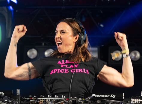 Melanie Chisholm (Melanie C)