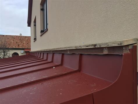 Modern Metal Roof Corner