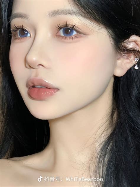 Korean hairstyle trends are taking over salons across the country