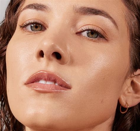 Morphe, Lightform Extended Hydration Foundation | Light 06C