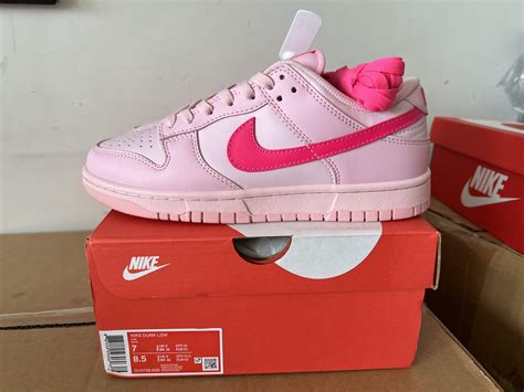 Women Nike SB dunk Pink from Excellent23 sneaker : r/RepsneakersDogs