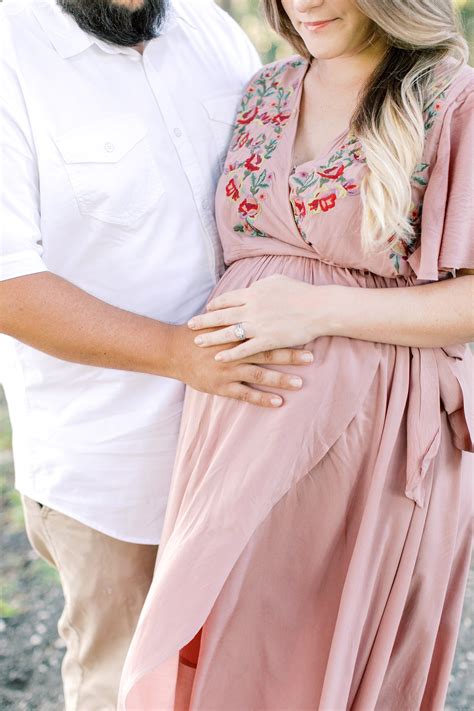 Tori & Scott Maternity SessionRivertown Park - Natalie Broach Photography