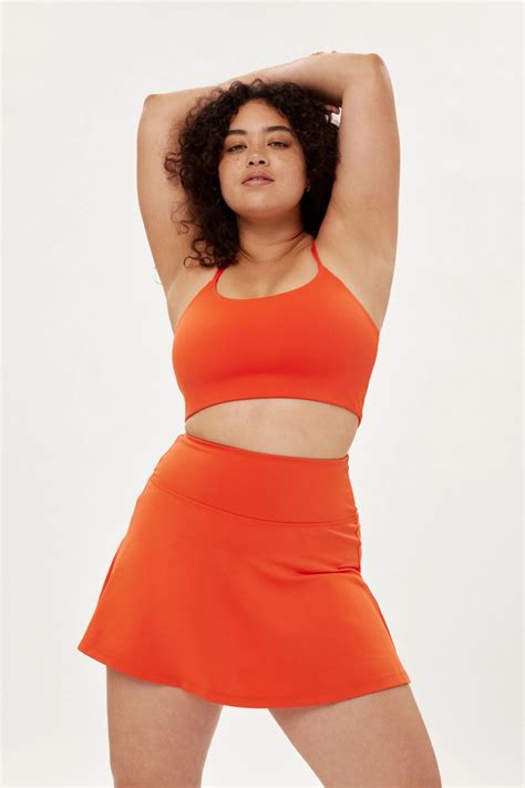 sustainable activewear brands  love