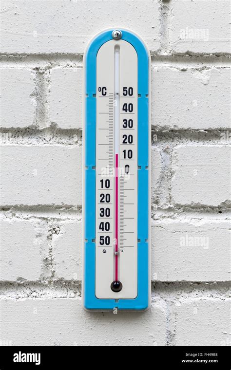 Alcohol thermometer hi-res stock photography and images - Alamy