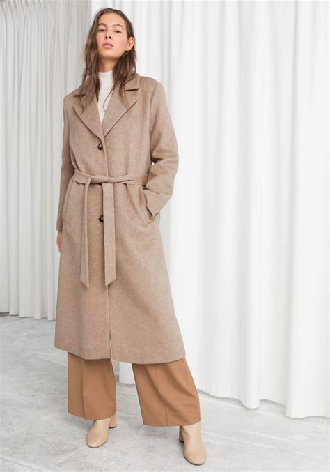 Camel Looks: So kommst du elegant durch den Winter | ELLE