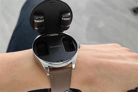 Huawei анонсировала смарт-часы со встроенными беспроводными наушниками ...