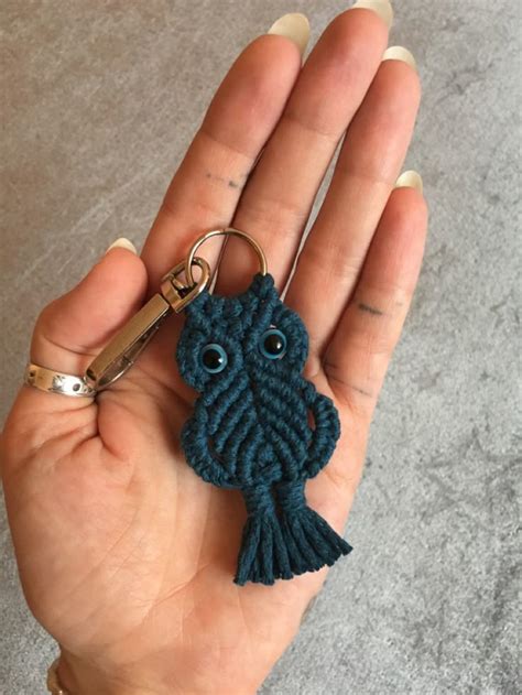Брелок макраме «сова» 🦉 в 2025 г | Брелок, Макраме узлы, Макраме уроки