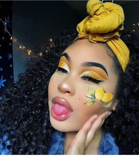 Yellow cutcrease eyeshadow Makeup Is Life, Makeup Eye Looks, Makeup ...
