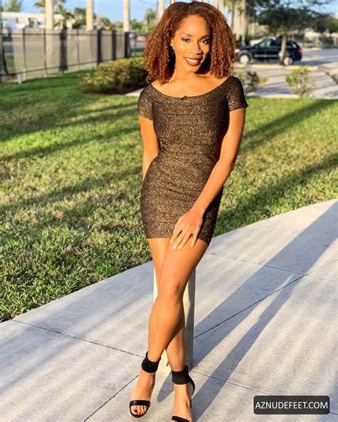 SAMANTHA BRYANT Feet - AZNudeFeet