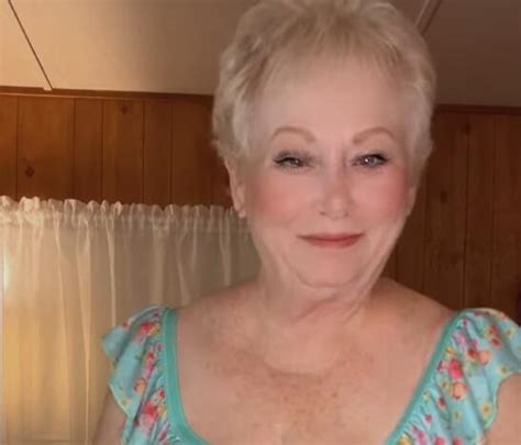 Michelle Hardenbrooks Instagram, Twitter & Facebook on IDCrawl