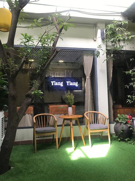 2023 Traditional Vietnamese Massage