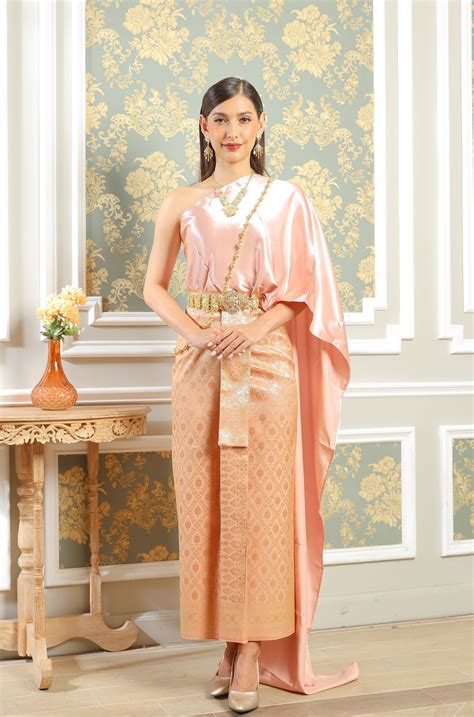 Traditional Thai Clothing & Jewelry – thaioutfit.com