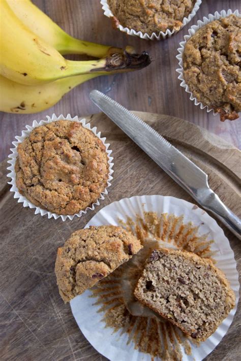 Easy Low Carb Banana Muffin Recipe 2023 - AtOnce
