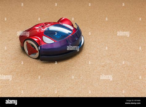 domestic robot vacuum cleaner Stock Photo - Alamy