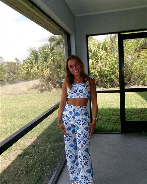 Gianna Rose | Come close… | Instagram