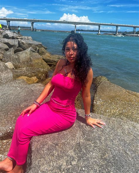 ysabella (@ysabellaamari) • Instagram photos and videos