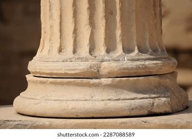 702 Erechtheion Temple Ionic Columns Images, Stock Photos, 3D objects ...