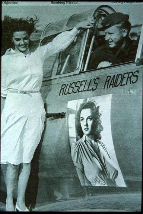 Jane Russel next to WWII air craft with pilot. #pilotlogo | Nase, Kunst