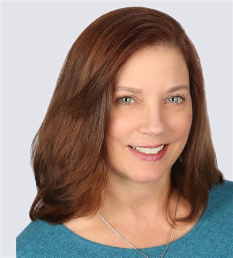 Stephanie Hannum's Instagram, Twitter & Facebook on IDCrawl