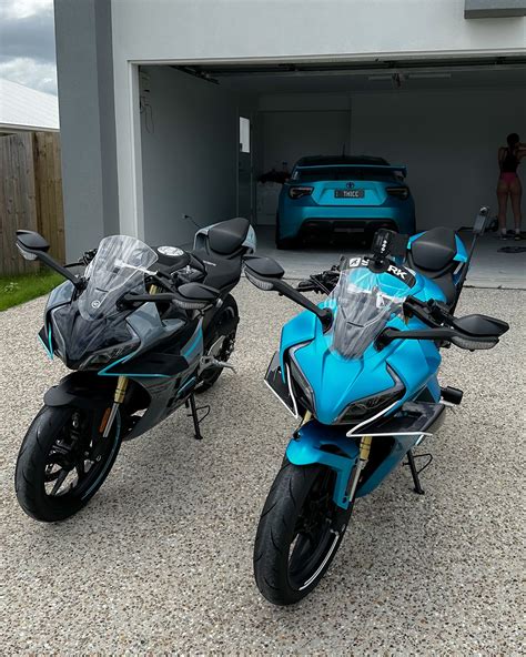 Andrew Walsh | Seeing double 😍 | Instagram