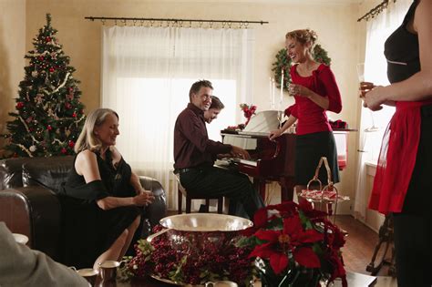 Laughter as Husband Knows Exactly Where To Find Wife at Parties - Newsweek
