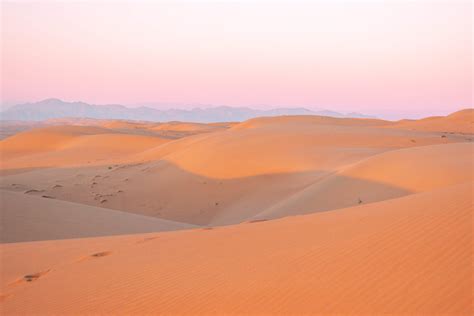 DESERT CAMPING IN OMAN: A LOCAL EXPAT'S GUIDE - Faraway Dispatches