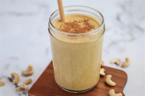 Golden Milk Smoothie — Tsirona