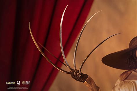 Resident Evil Lady Dimitrescu 1/4 Scale Statue – PureArts