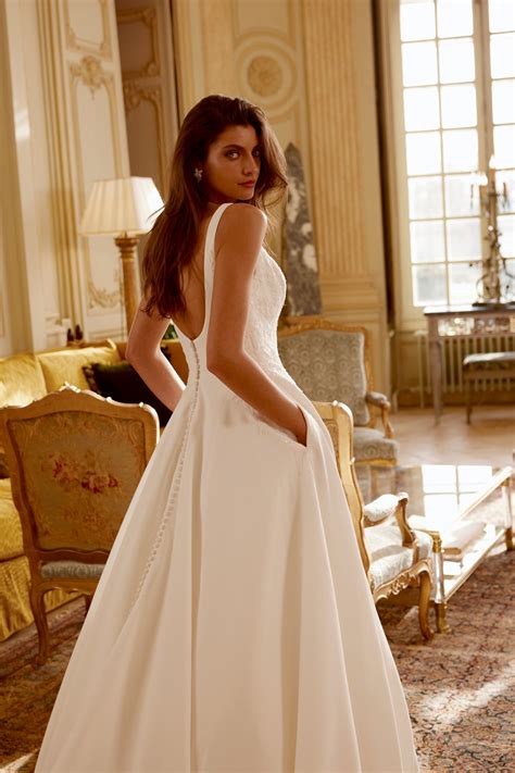 Soft wedding dress 60 photos - Astyledwedding.com