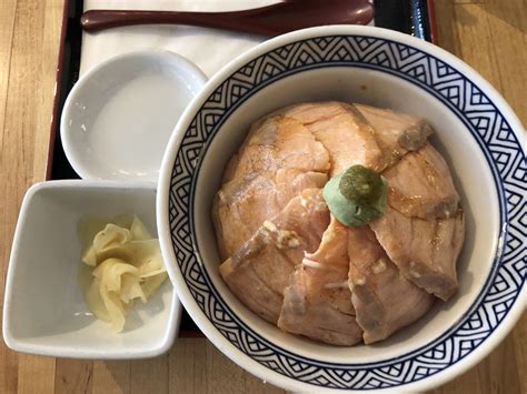 Fremont Bowl - "Chirashi King" - Seattle Unexplored