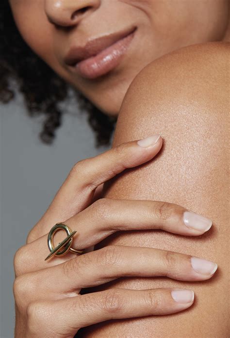 6 DIY Solutions for Removing Nail Polish Without Nail Polish Remover