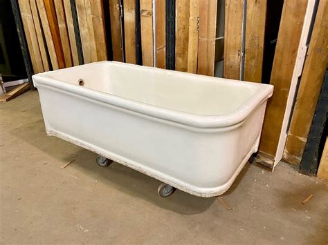 Antique Porcelain Bathtub » Bauer Bros Inc.