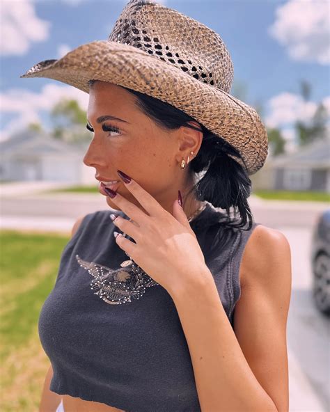 trinidy reel (@trinidy_17) • Instagram photos and videos