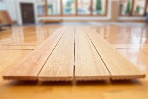 choosing   deck material wood  composite  aluminum mc