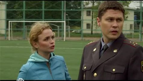 Смотреть "Чужой район. 15 серия. Игрок" онлайн. Сериал - eTVnet