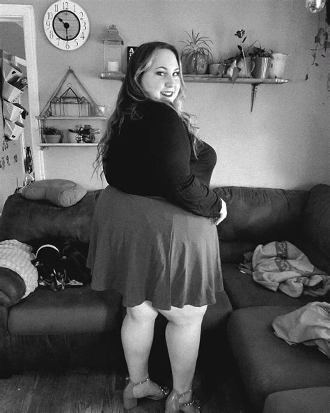 CuteCurves with Lyndsay added a... - CuteCurves with Lyndsay