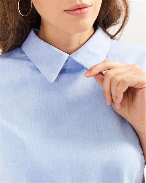 Блузка голубая | Women, Collar, Fashion