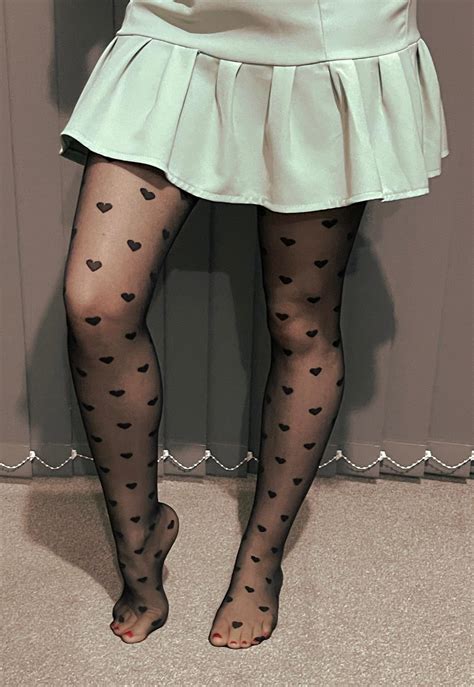 Gorgeous nylon woman – Nylons4ever – Pantyhose girls