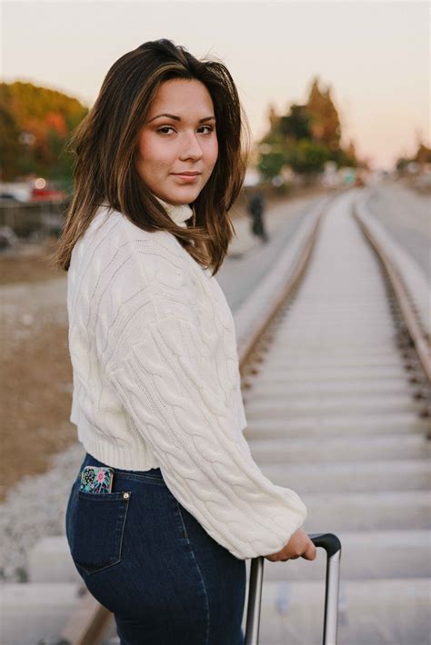 COVID Stories: Flying to a COVID-19 Reality – La Verne Magazine